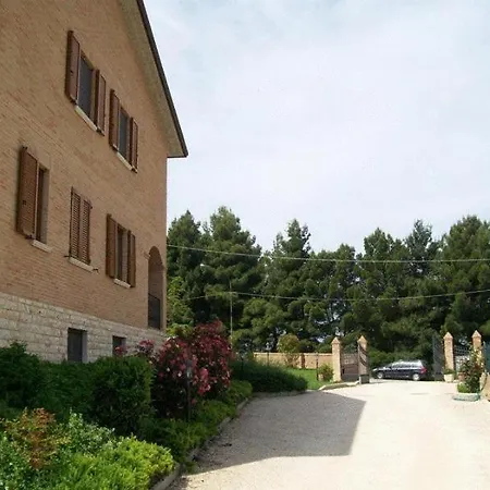 Collina Del Sagrantino Монтефалько